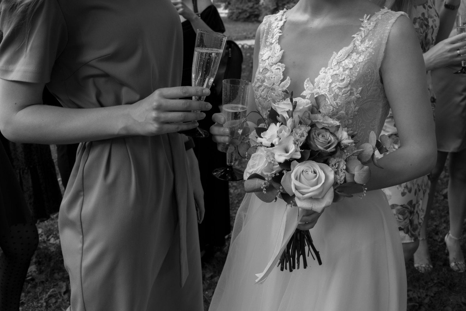 Comment s’habiller pour un mariage quand on est invitée ?