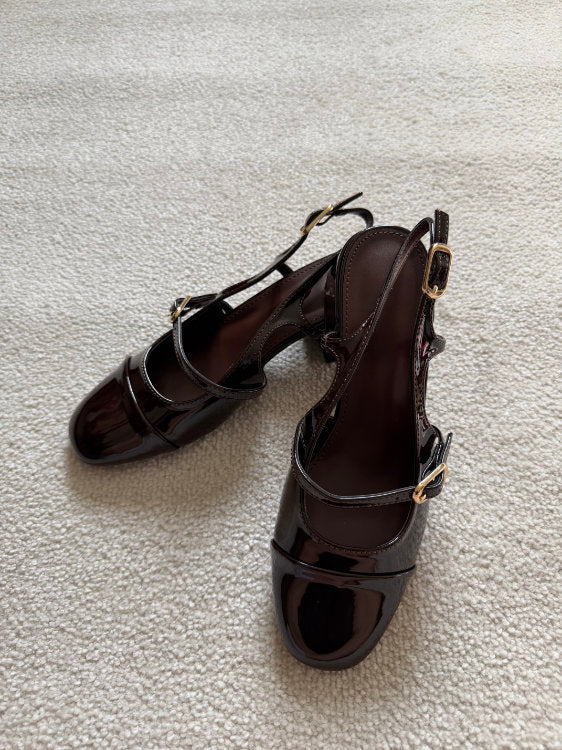 Slingback à talons vernies