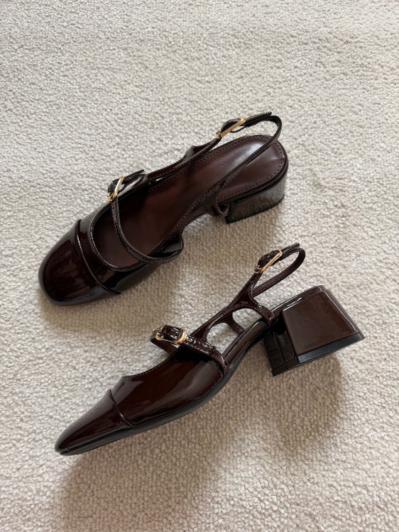 Slingback à talons vernies