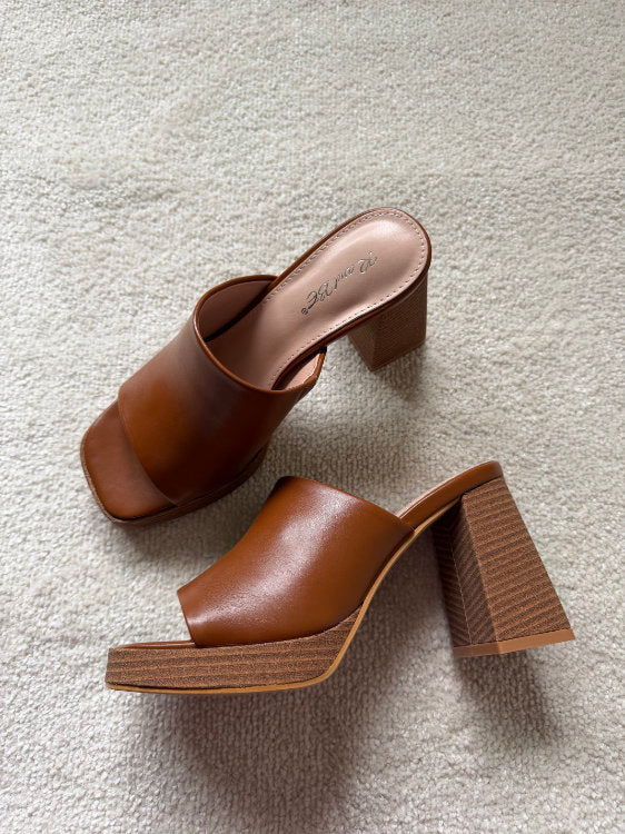 Heeled mules