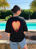 Tee shirt avec cœur rouge dans le dos