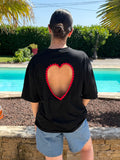 Tee shirt détail cœur rouge dans le dos