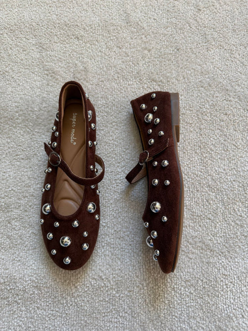 Flat faux suede ballet flats with silver details