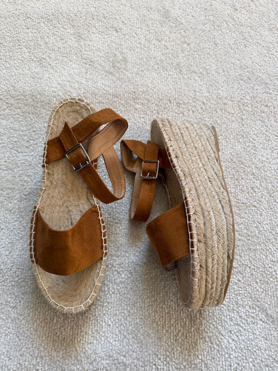 Sandales marron compensées