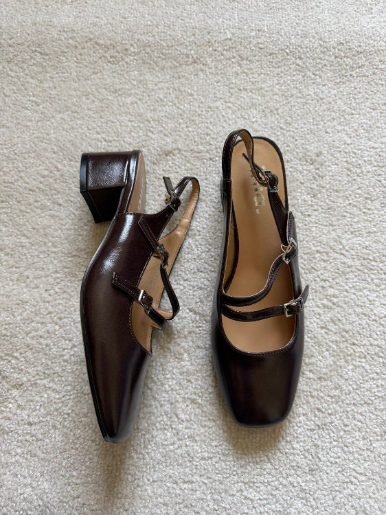 Slingback à talons double brides asymétriques