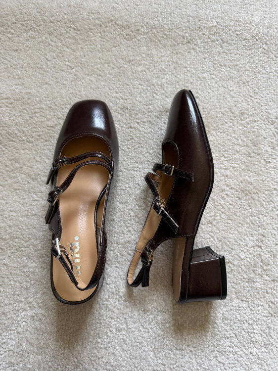 Slingback à talons double brides asymétriques
