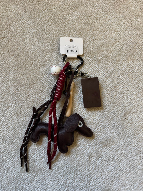 Porte clés motif chien teckel