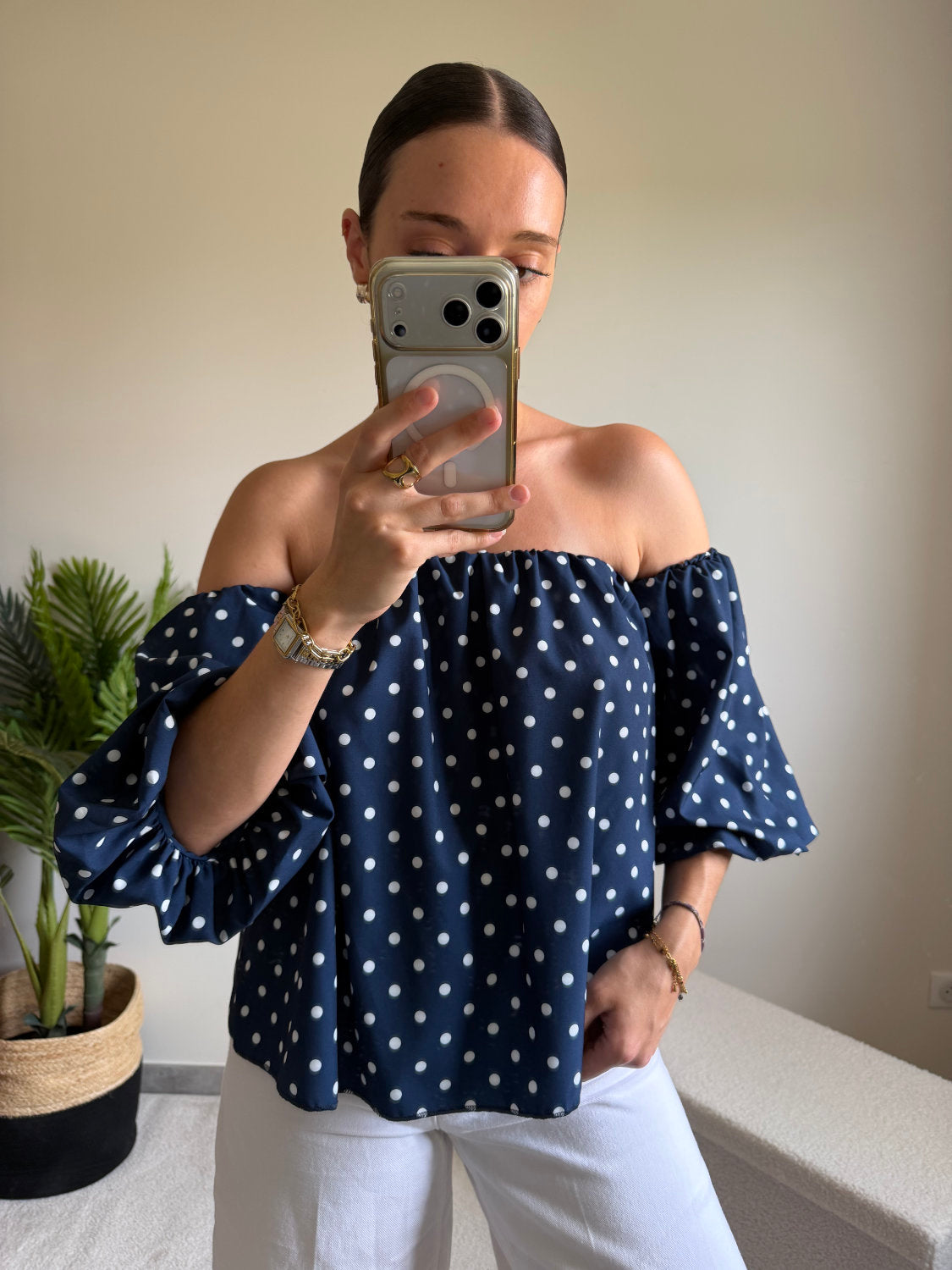 Blouse manches bouffantes à pois blancs