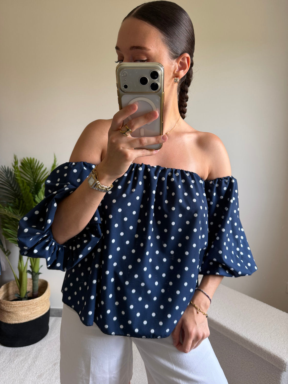 Blouse manches bouffantes à pois blancs