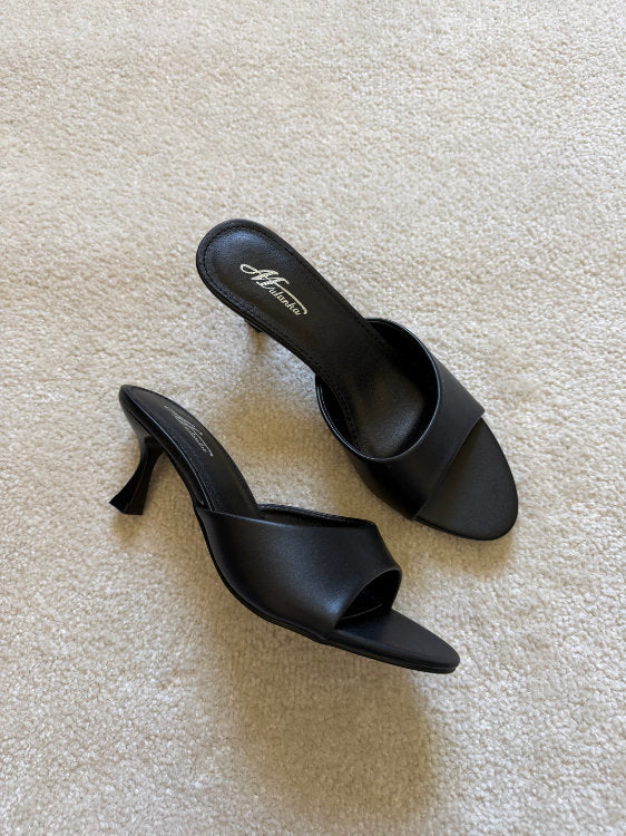 Kitten heel mules