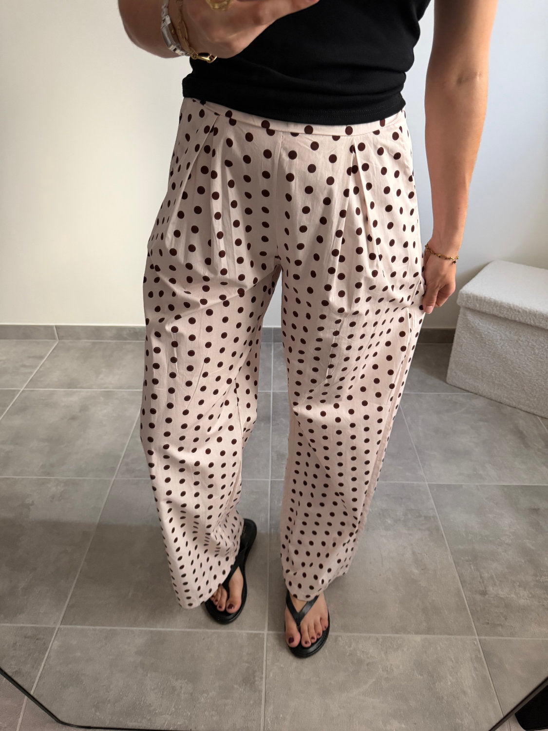 Pantalon large à pois