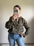 Blouse manches longues broderies noires
