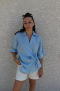 Blouse manches courtes en lin avec nœud