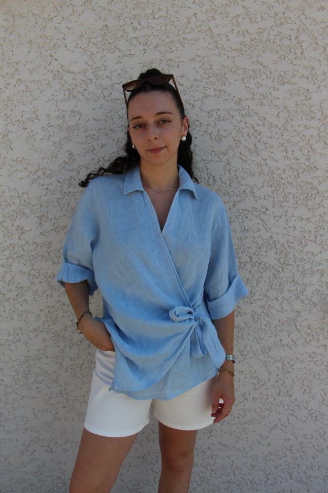 Blouse manches courtes en lin avec nœud
