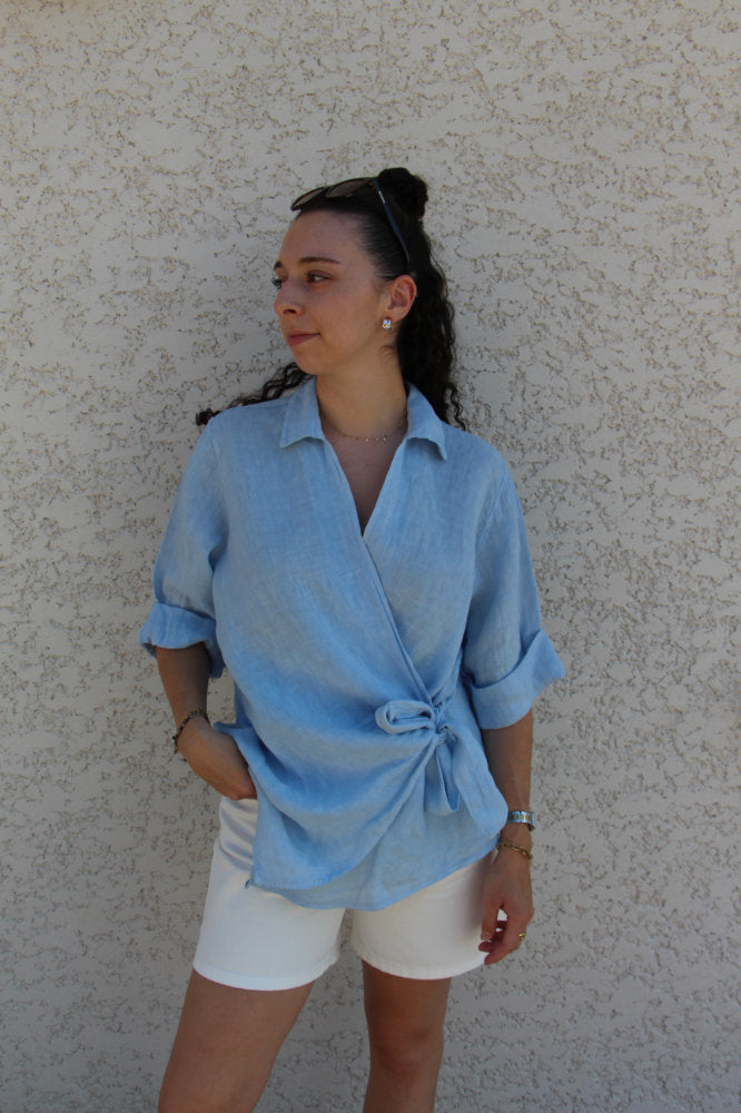 Blouse manches courtes en lin avec nœud