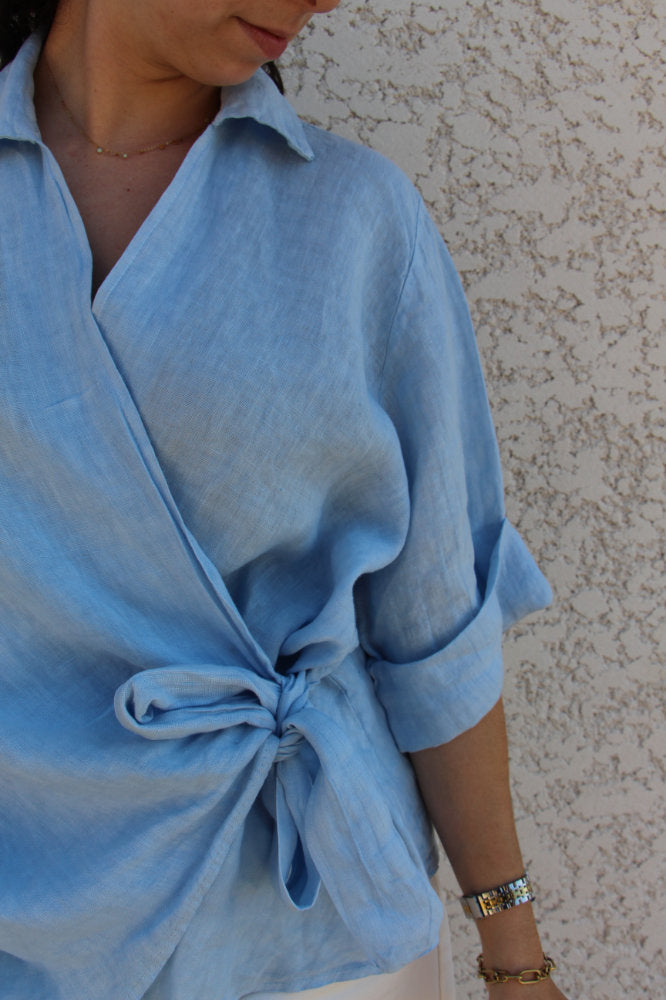 Blouse manches courtes en lin avec nœud