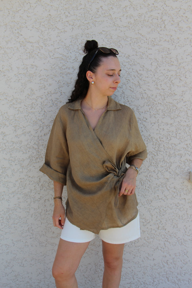 Blouse manches courtes en lin avec nœud