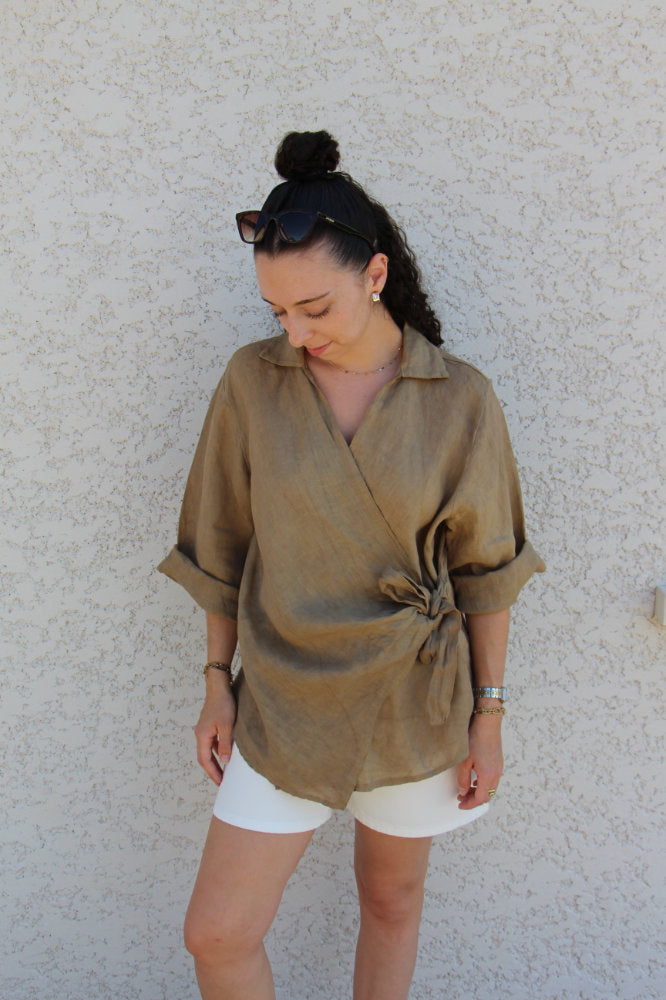 Blouse manches courtes en lin avec nœud