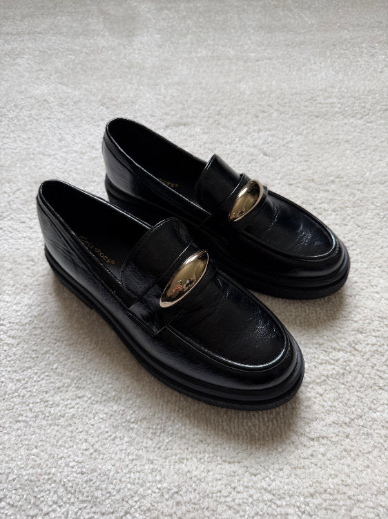 Mocassins avec boucle dorée