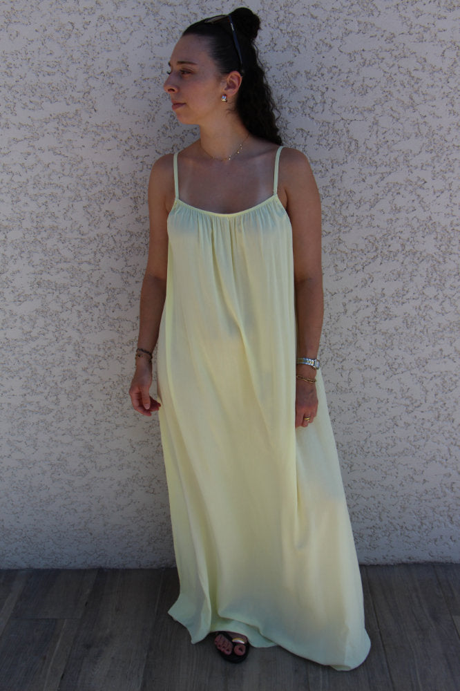 Robe longue à bretelles