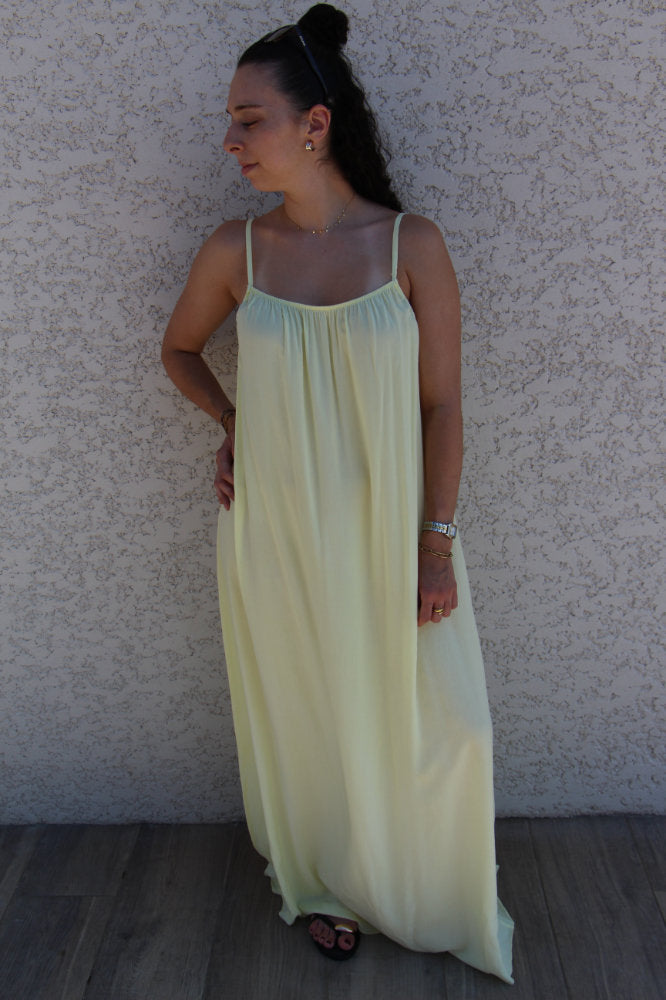 Robe longue à bretelles