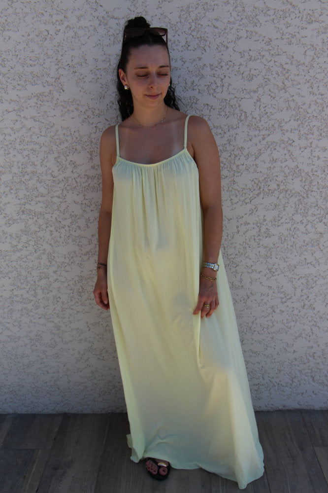 Robe longue à bretelles