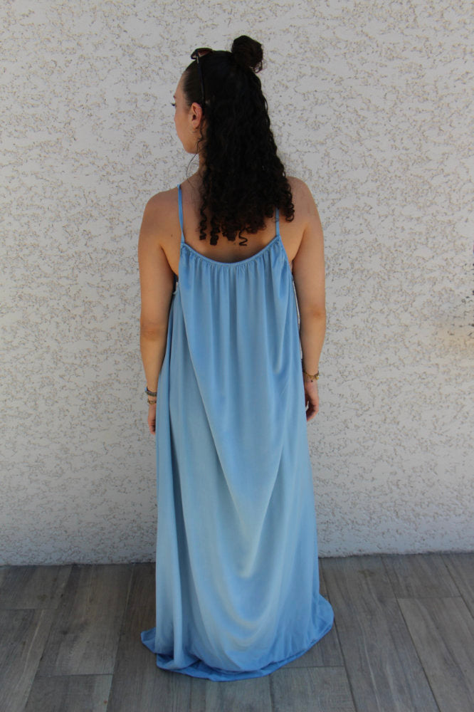 Robe longue à bretelles