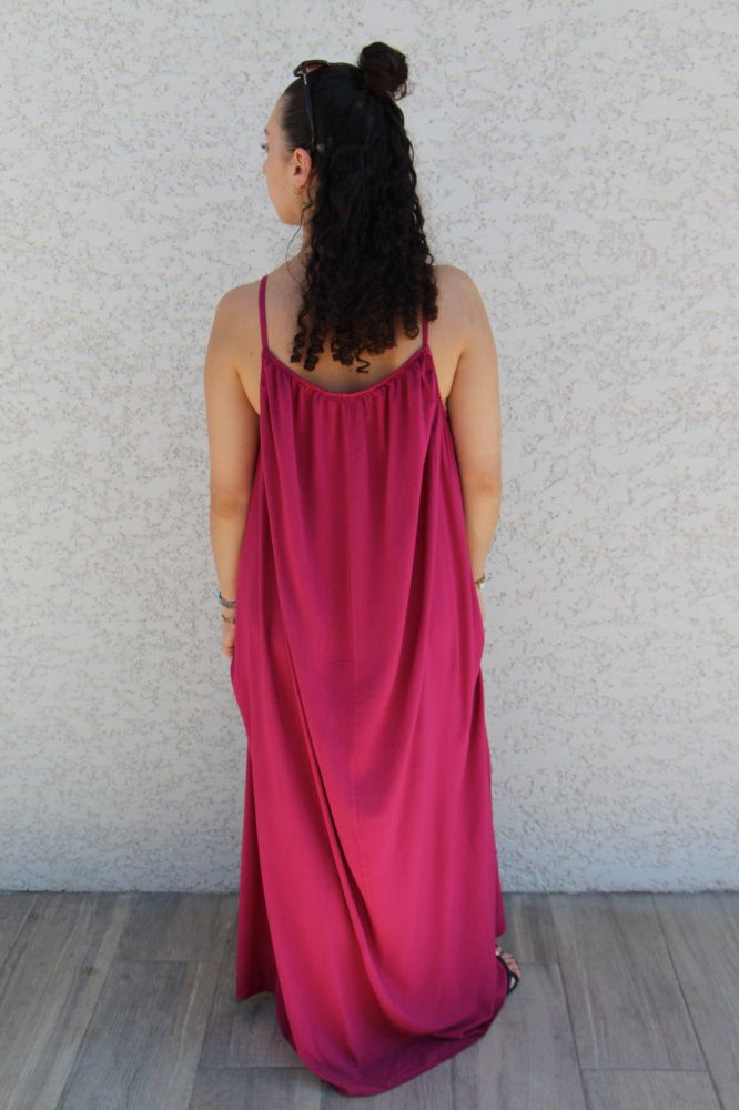 Robe longue à bretelles