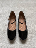 Ballerines plates avec bride sur le dessus