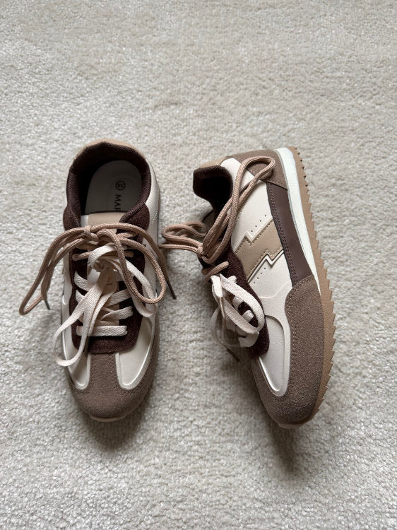Baskets double lacets