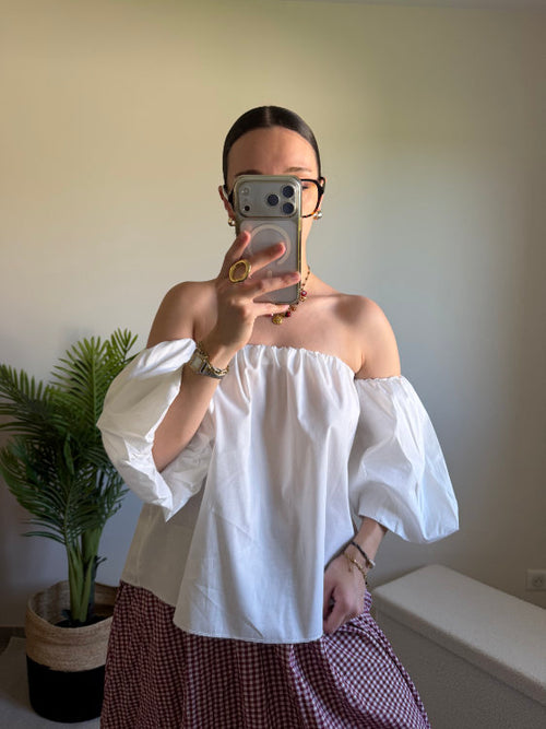 Short puff sleeve top