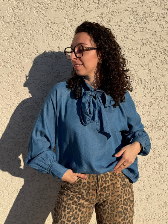 Blouse manches longues avec noeud