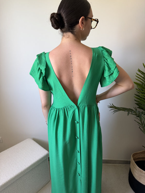 Robe longue boutonnée dans le dos