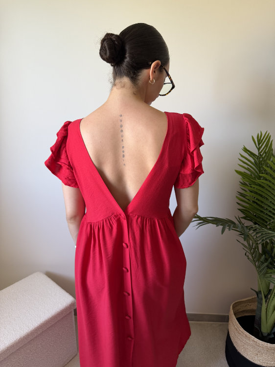 Robe longue boutonnée dans le dos