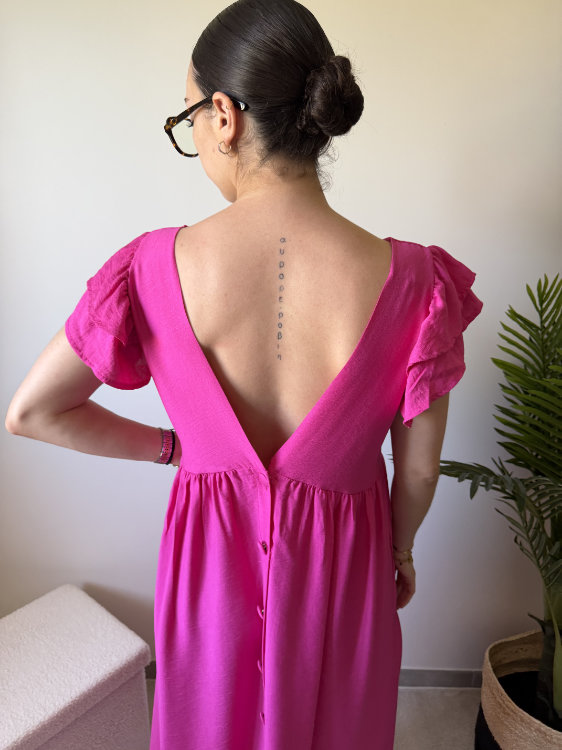 Robe longue boutonnée dans le dos